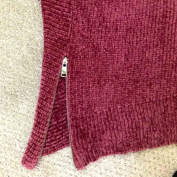 SAKS Fifth Avenue Chenille sweater - Picture 3 of 7